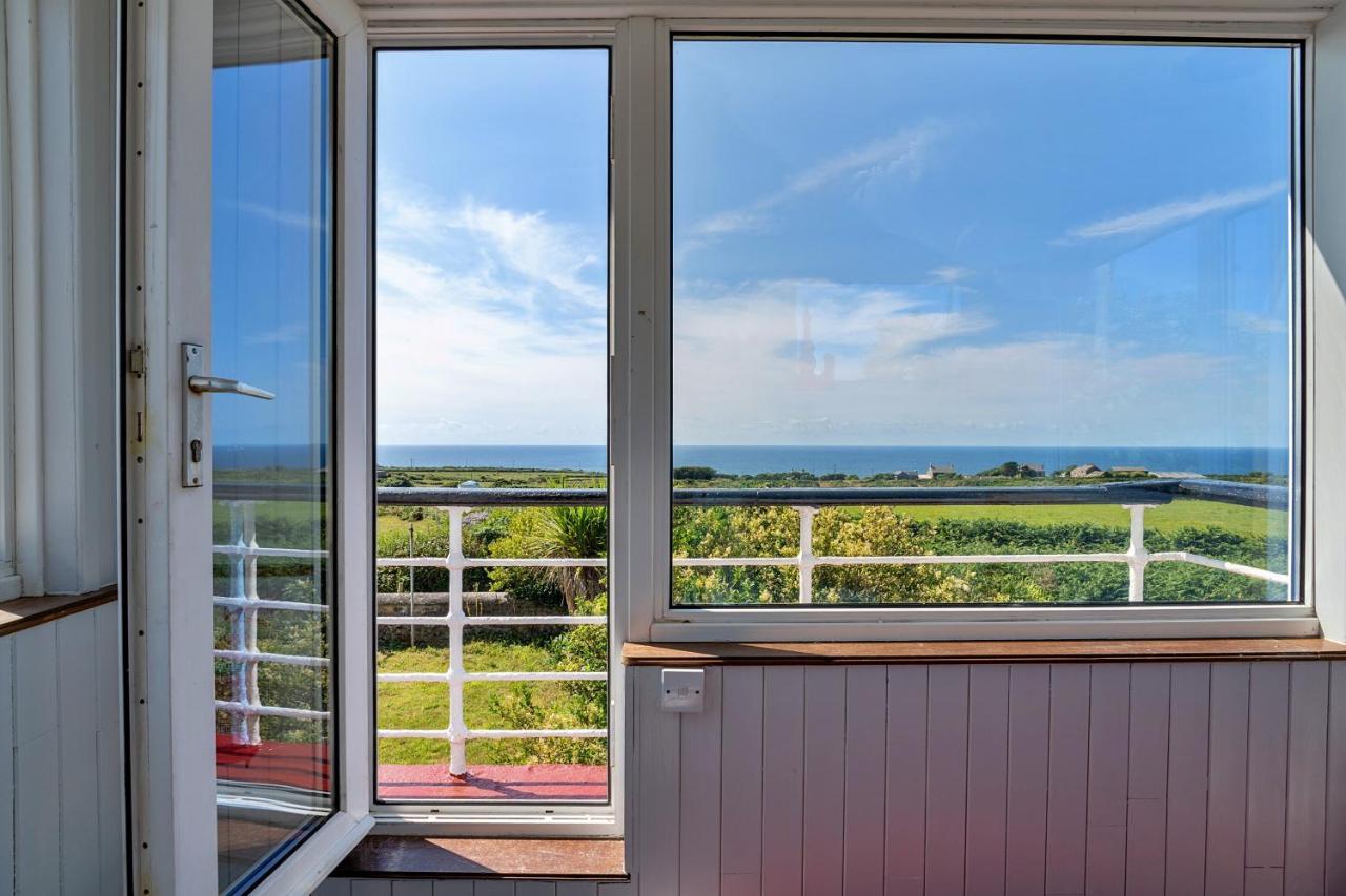 Finest Retreats - The Watchtower At Western Watch Lower Boscaswell Eksteriør bilde